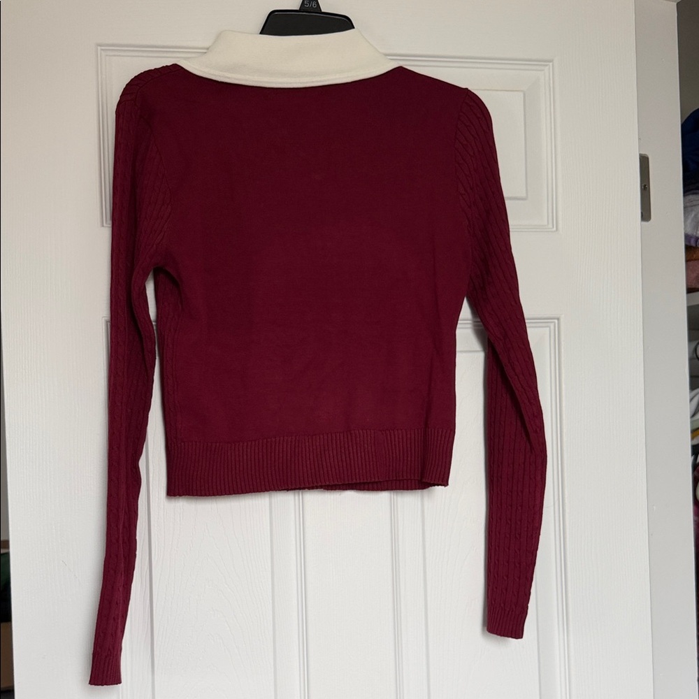 Burgundy Cardigan sweater with Cream Collar size L - Picture 6 of 8